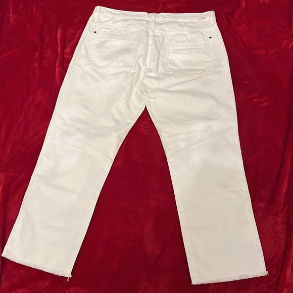 Zara basic white distress denim - Picture 2 of 7
